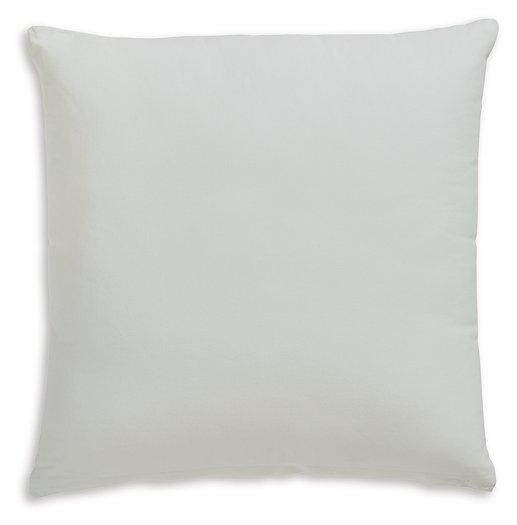 Gyldan Pillow