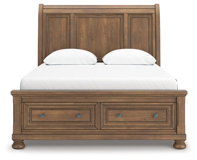 Feddinger Panel Storage Bed